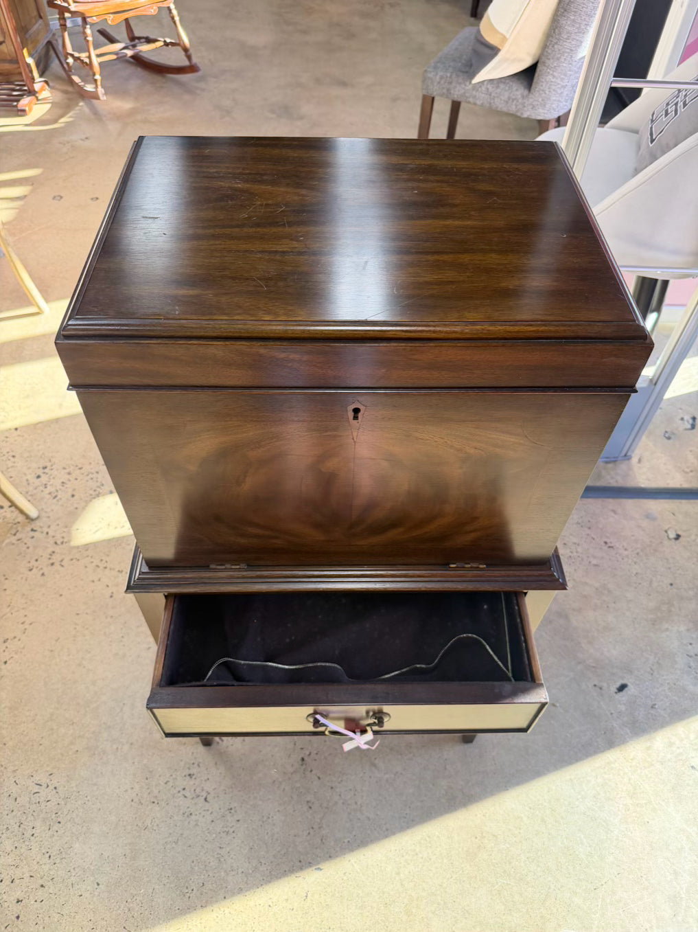 VIRGINIA GALLERIES Brown Wood Federal Silver Chest