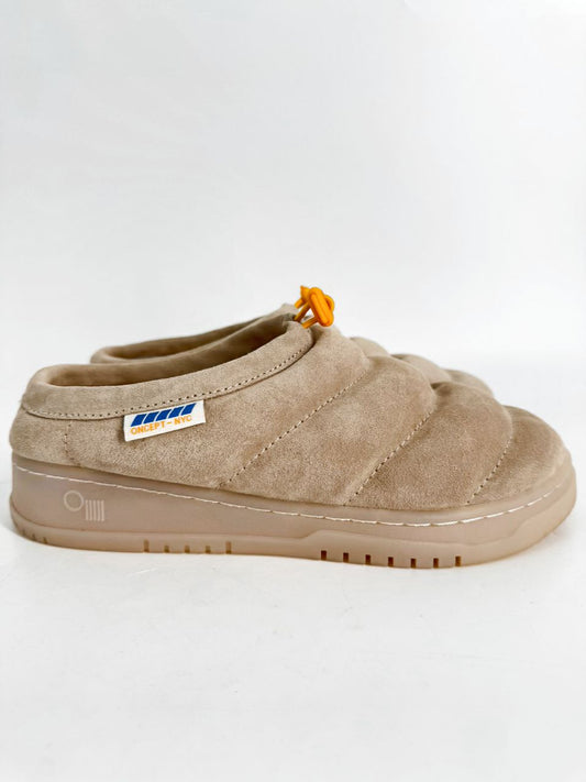 ONCEPT Size 7 Sand Suede Chicago Slippers