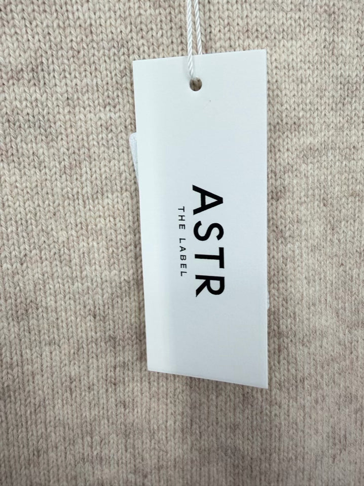 ASTR THE LABEL Florine Wmn's Size M Oatmeal Sweater NWT