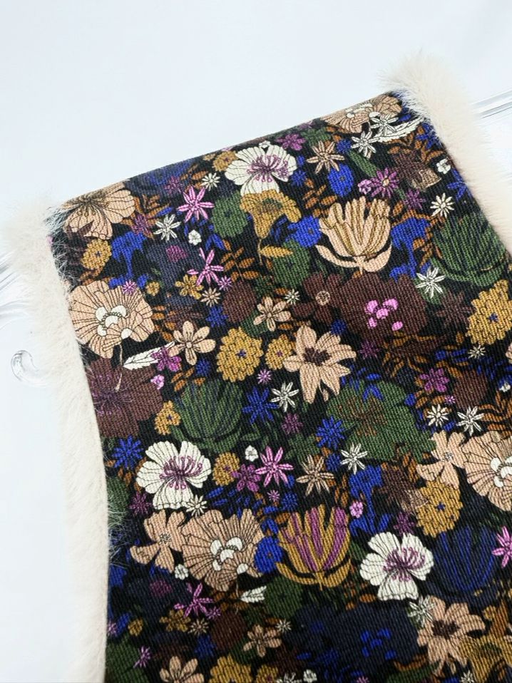 VILAGALLO Wmn's Size M Violet Reversible Floral Vest