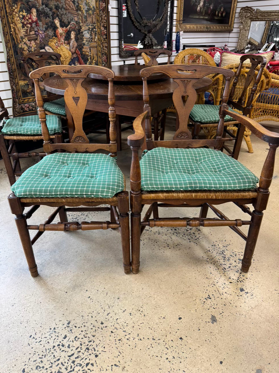 ANTIQUE Wood Round Table w/ Lazy Susan & 6 Chairs