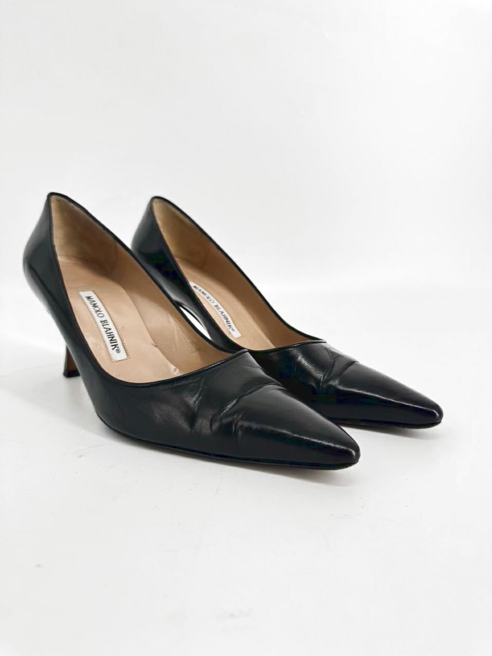 MANOLO BLAHNIK Size 38.5 Black Leather Heels