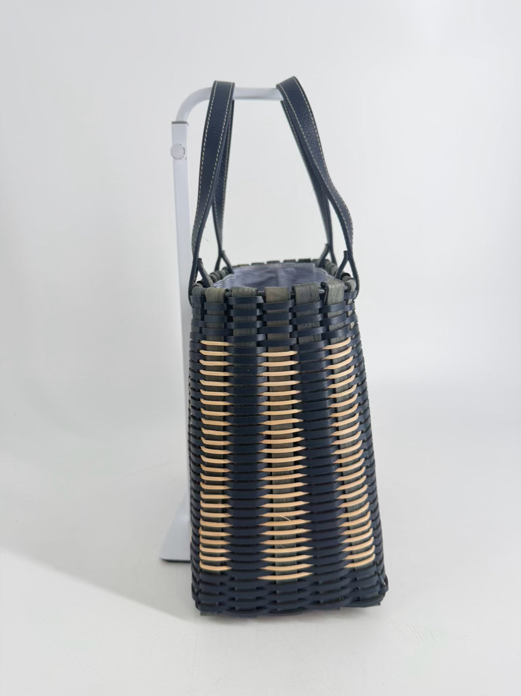 J MCLAUGHLIN Navy & Cream Wicker Stripe Purse NWT