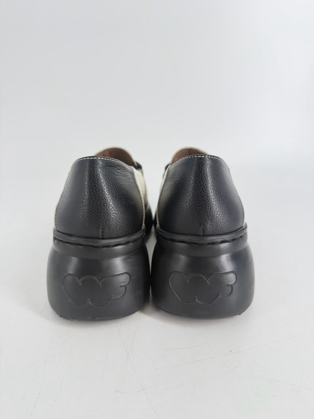WONDERS Size 38 Black & White Loafers