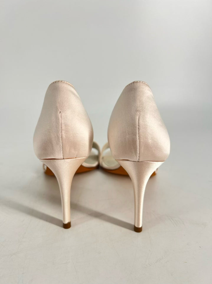 SOMETHING BLEU Size 7 Blush Satin Heels