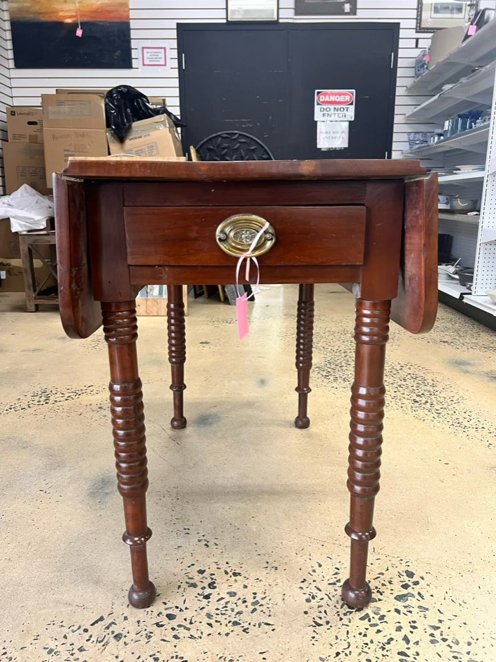ANTIQUE Pine Drop Leaf w/ Spool Legs