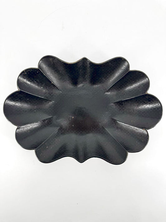 VINTAGE Black Paper Mache Scalloped Tray