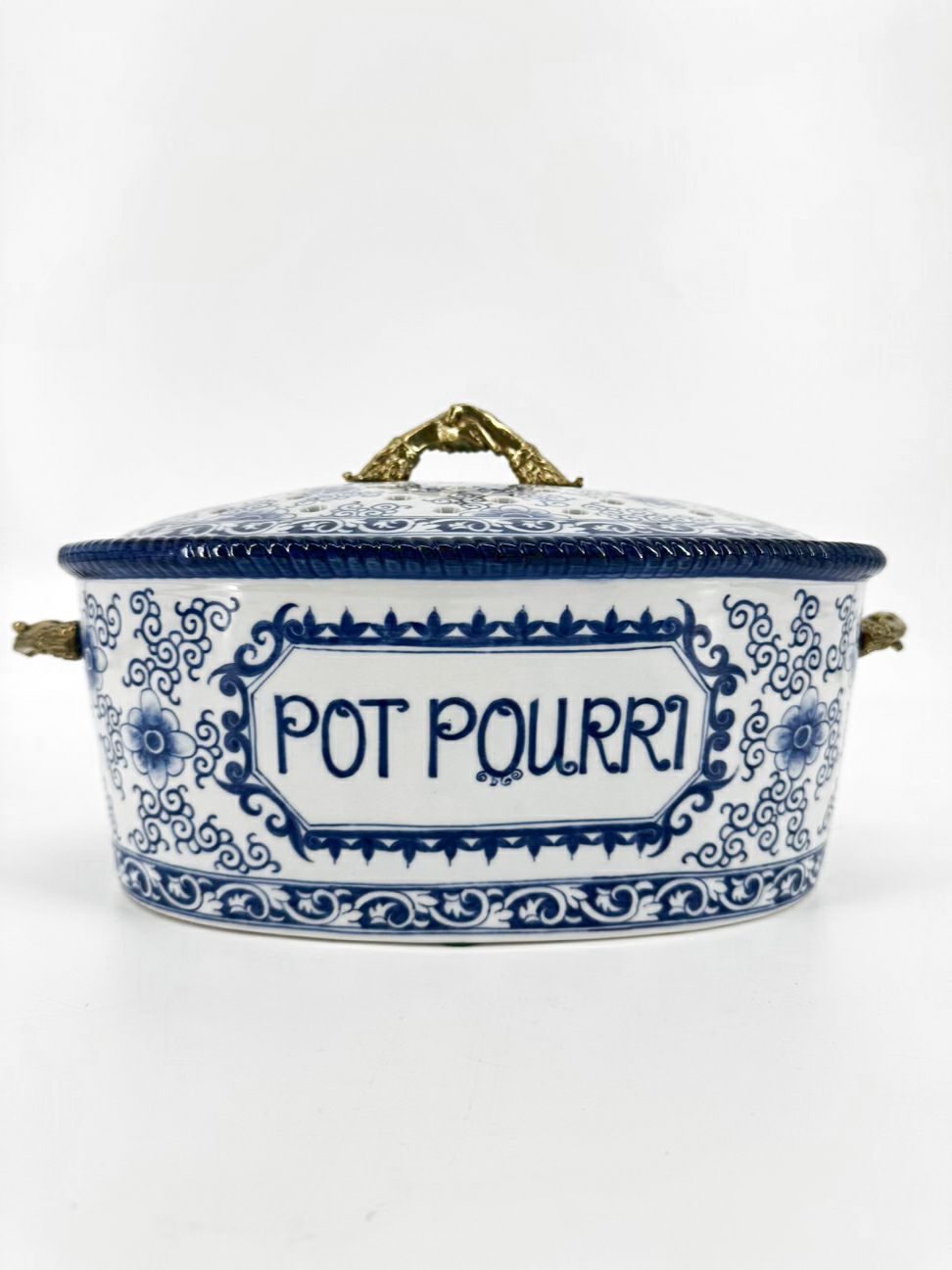 blue/white Porcelain MAITLAND SMITH Tureen