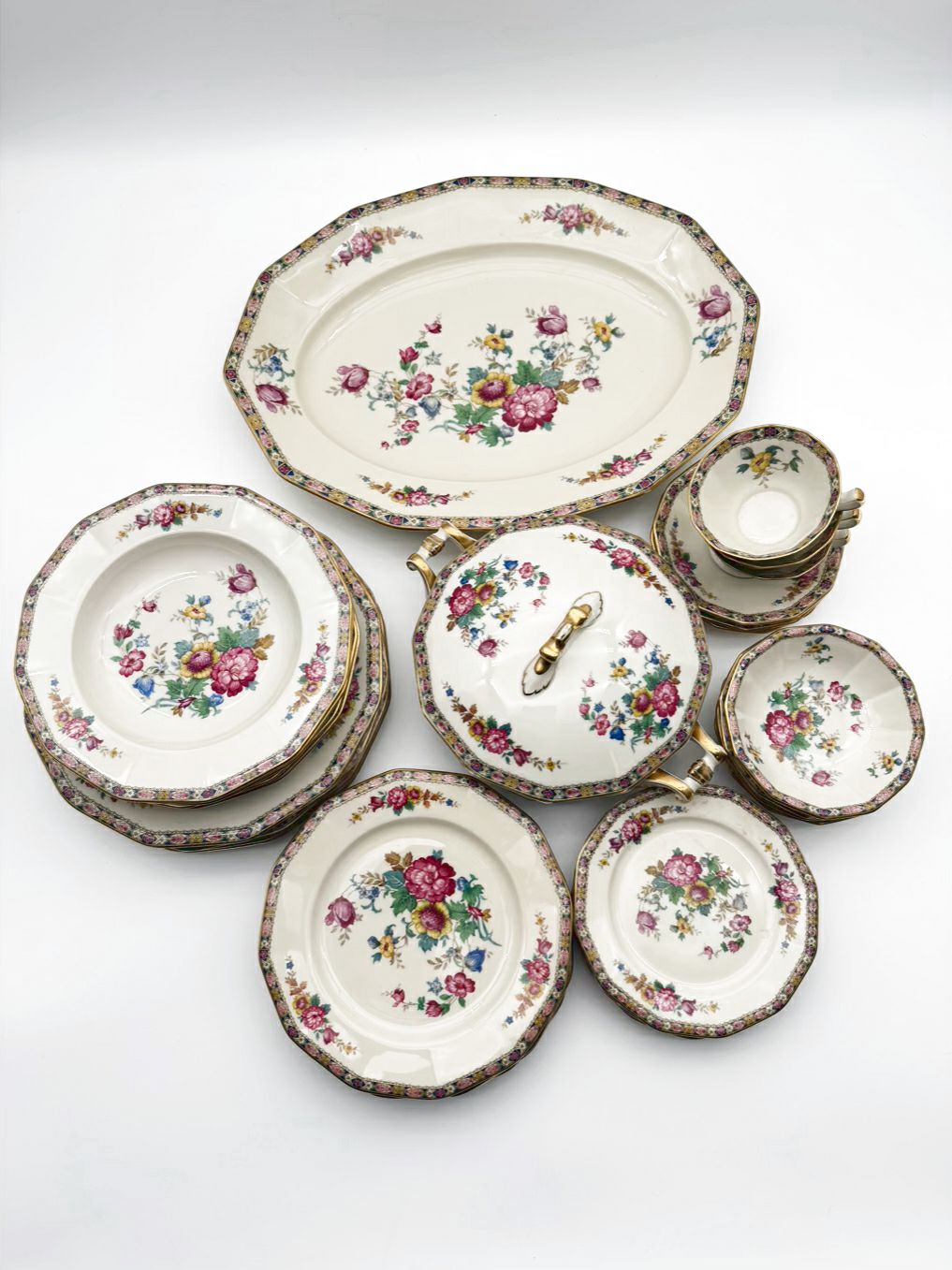 BLACK KNIGHT Palmero White, Pink, Yellow & Blue Porcelain Dinnerware Setting for 4 Includes Serving Pieces