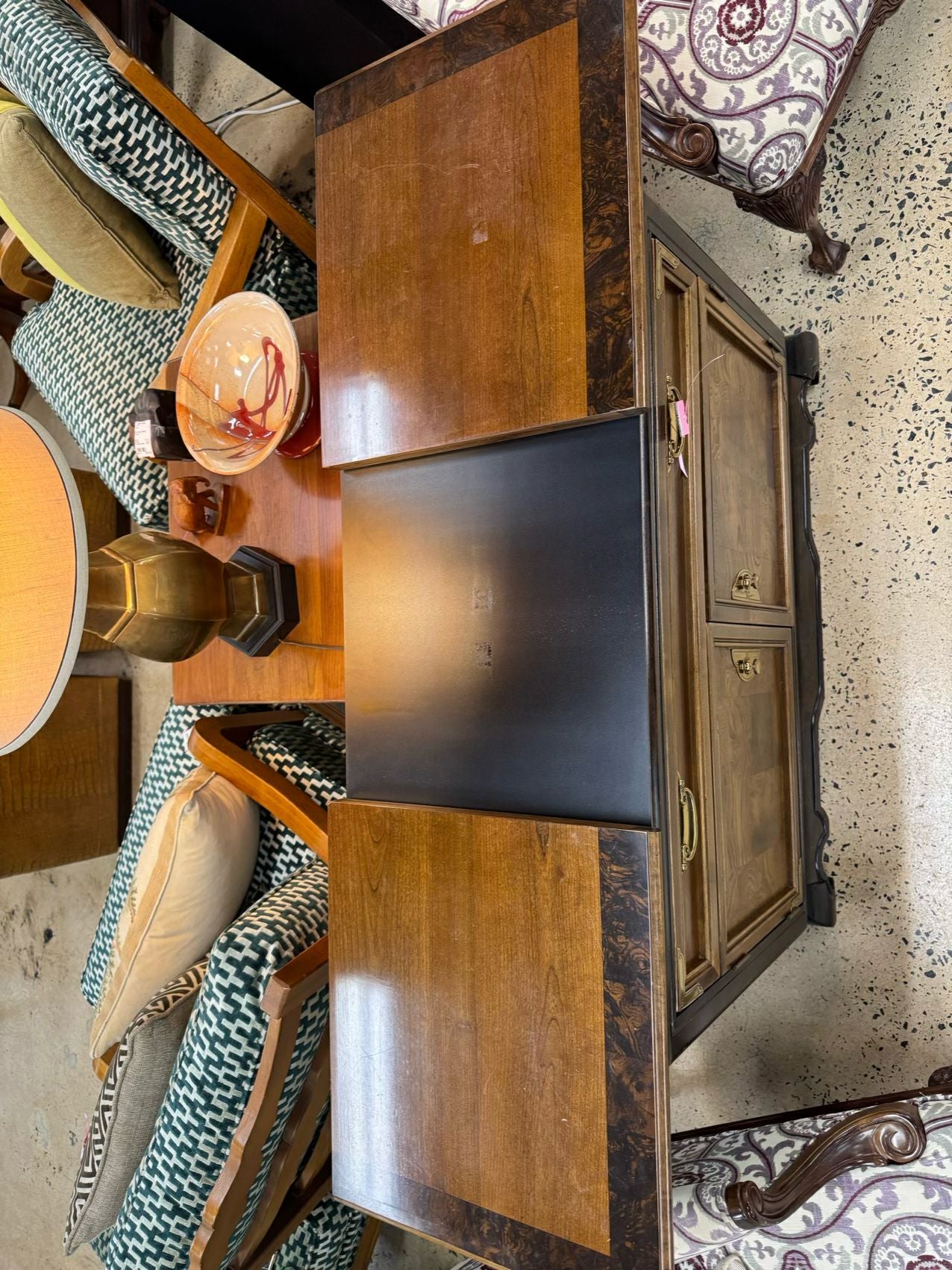 BROYHILL Wood Pull Out Sides Server