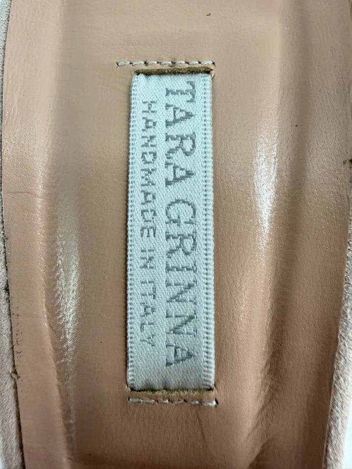 TARA GRINNA Size Wmns 39.5 Blush Pearl Detail Heels