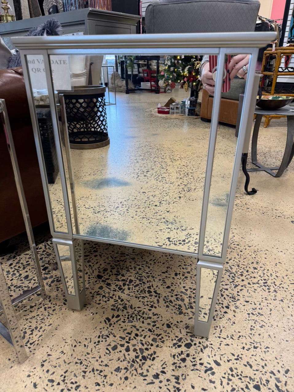 Mirrored 2-Drawer End Table