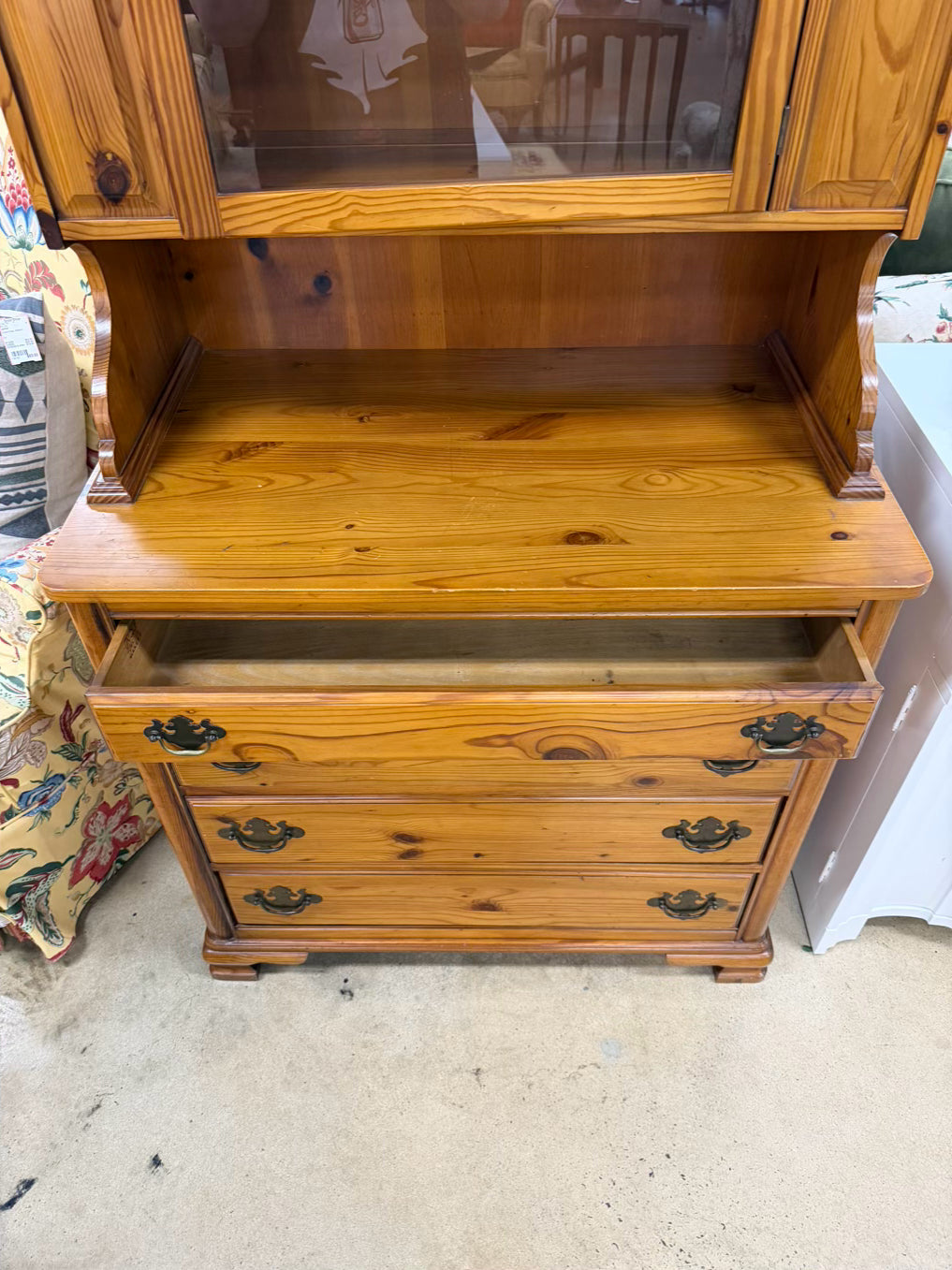 UNIQUE FURNITURE Light Pine Hutch w/ 4 Drawers