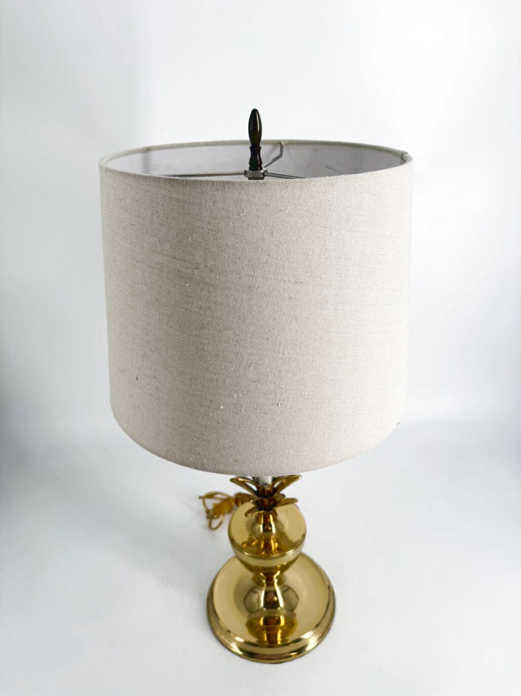 Brass Pineapple Lamp w/ Shade