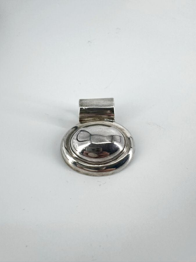MEXICAN SILVER Chunky Oval Pendant