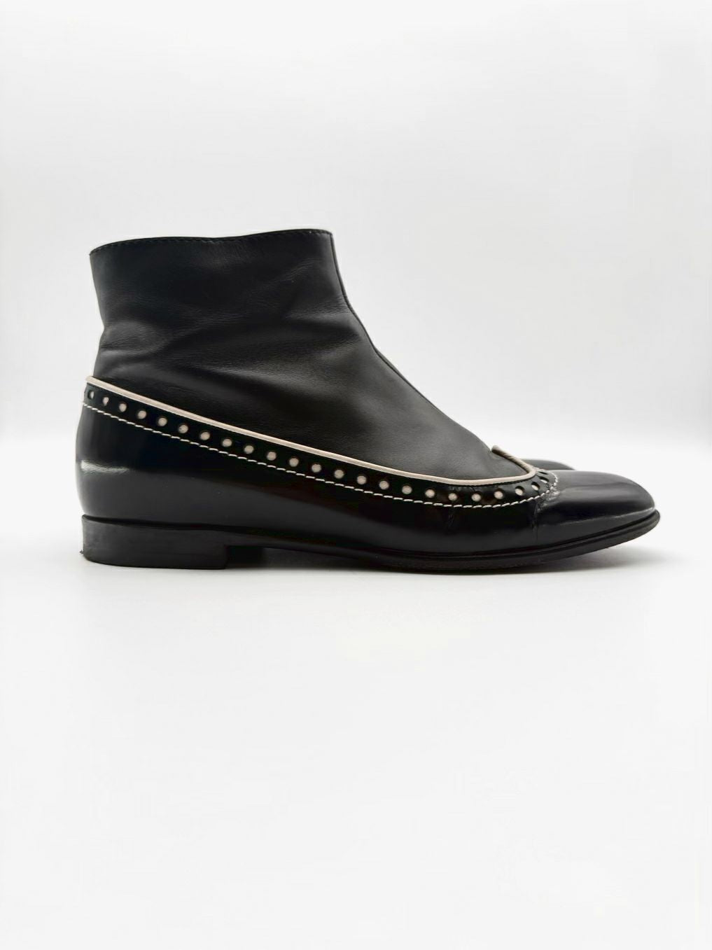 MOSCHINO Size WMNS 36 Black Booties
