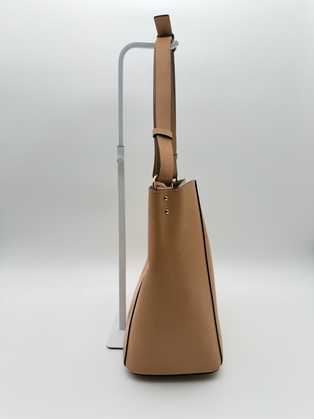 FRANCES VALENTINE Sand Leather Bucket Shoulder Bag