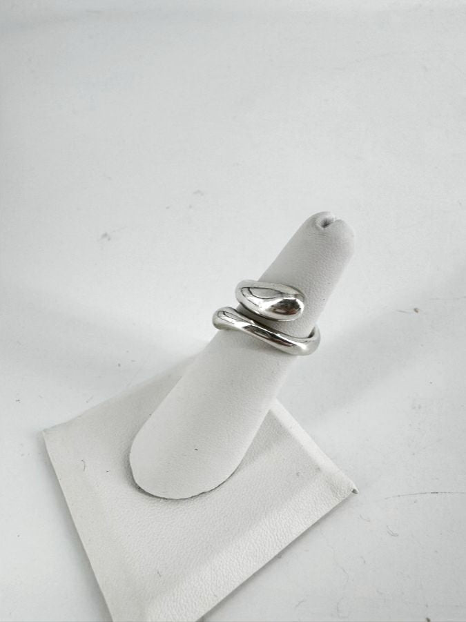 TIFFANY & CO. ELSA PERETTI STERLING SILVER Teardrop Ring