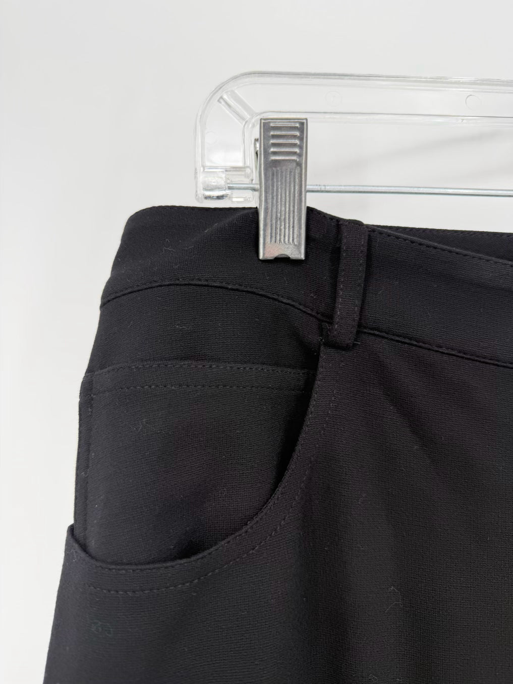 ST. JOHN CAVIAR Marie Wmn's Size 10 Black Pants NWT