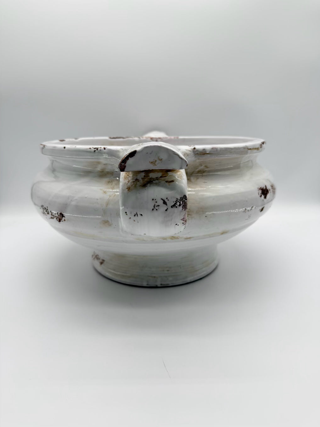 SIGNED FORTUNITA Olenonde Taddei White Pottery Large Round Bowl w/ Handles