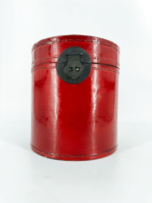Red Lacquerware Round Box