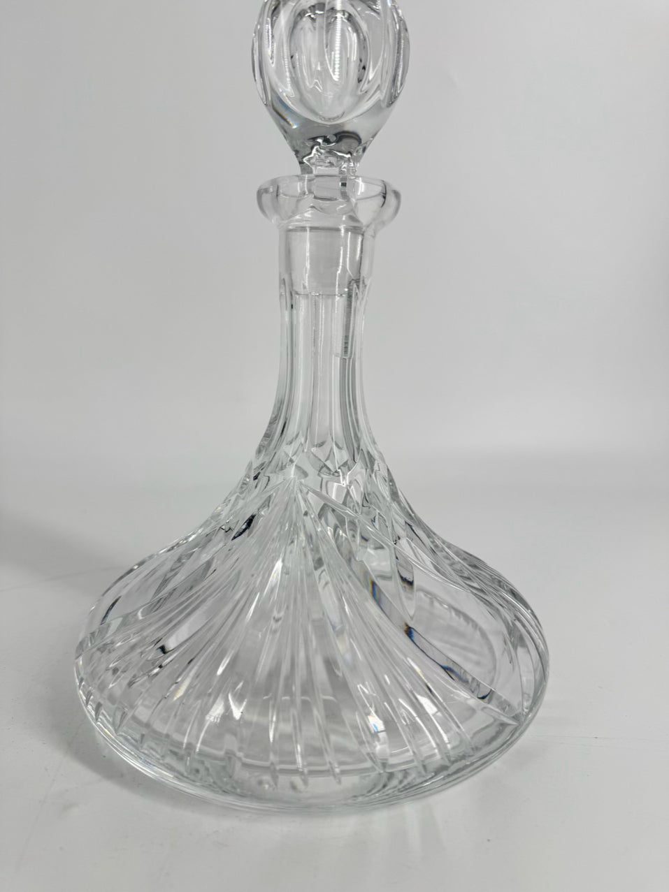 VINTAGE Brilliant Cut Decanter