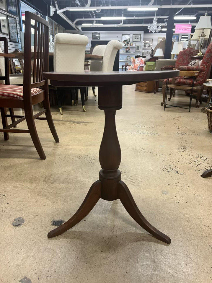 ANTIQUE Wood Round Occasional Table w/ Tripod Legs