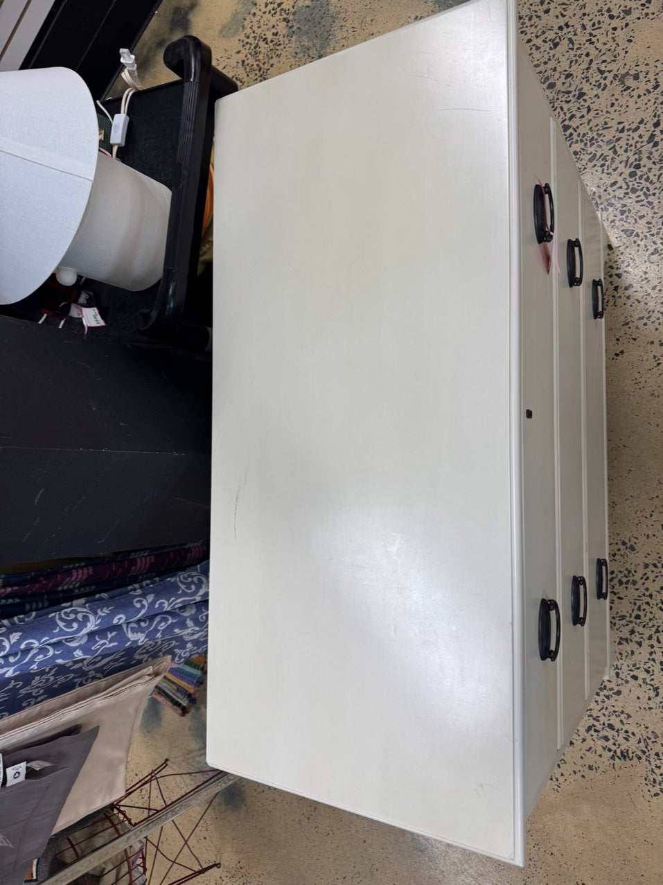 White Wood 3-Drawer Chest