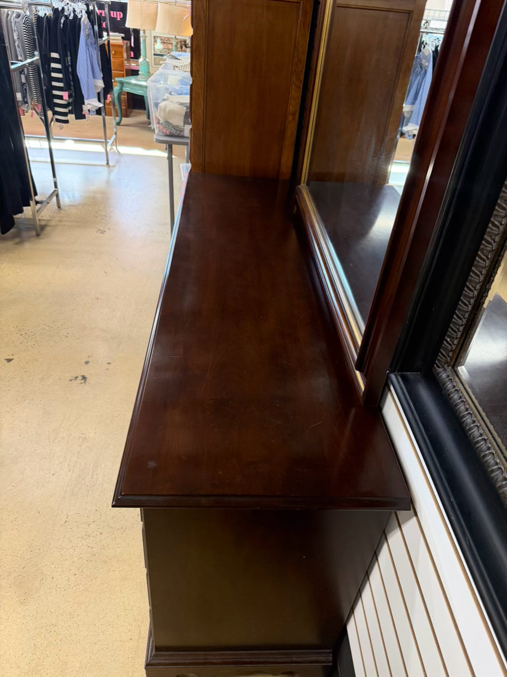 STATTON Wood Brown Dresser w/ Mirror