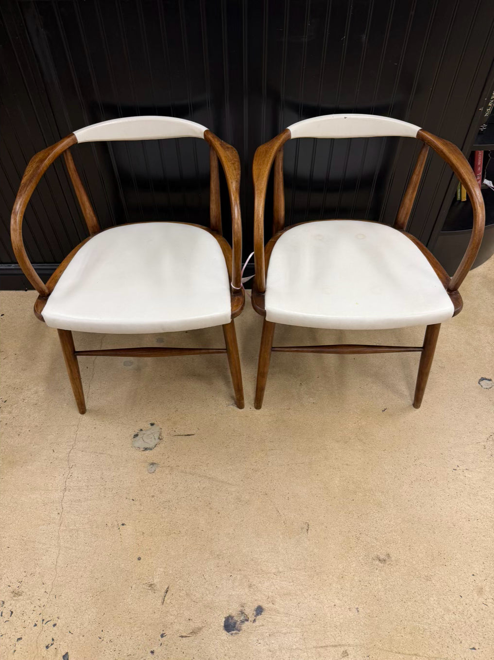 BOLING CHAIR CO By Jack Cartwright Mid Century Modern Wood & Leather Pair Of Charter Armchairs