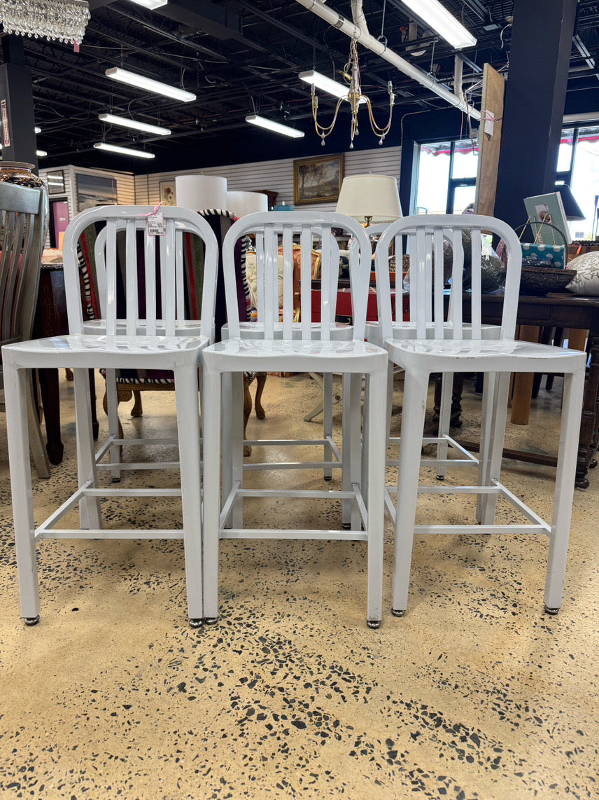 CRATE & BARREL White Metal Set of 6 Counter Stools