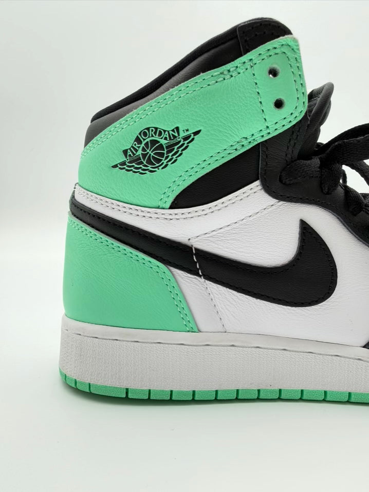 NIKE AIR JORDAN Retro High OG Green Glow Size Youth 6.5 Teal & Black Sneakers