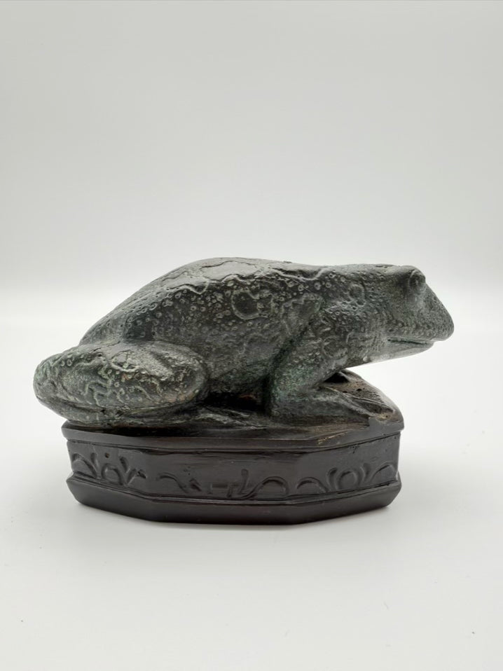 MAITLAND SMITH Green Frog Figure