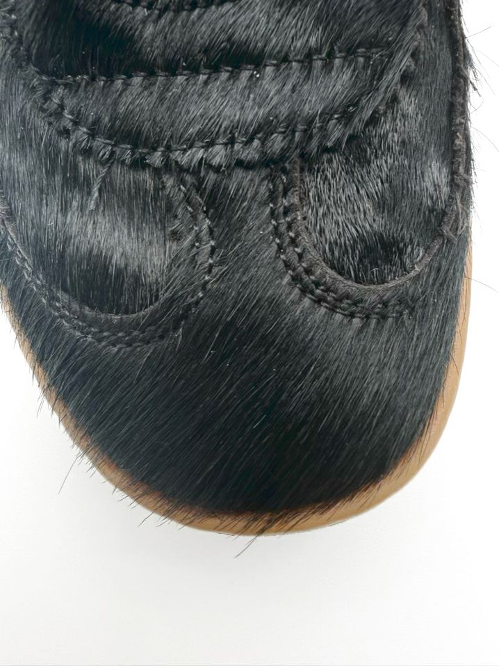 ANOTHER TREND WMNS Size 37 Black & Gold Casual Shoes