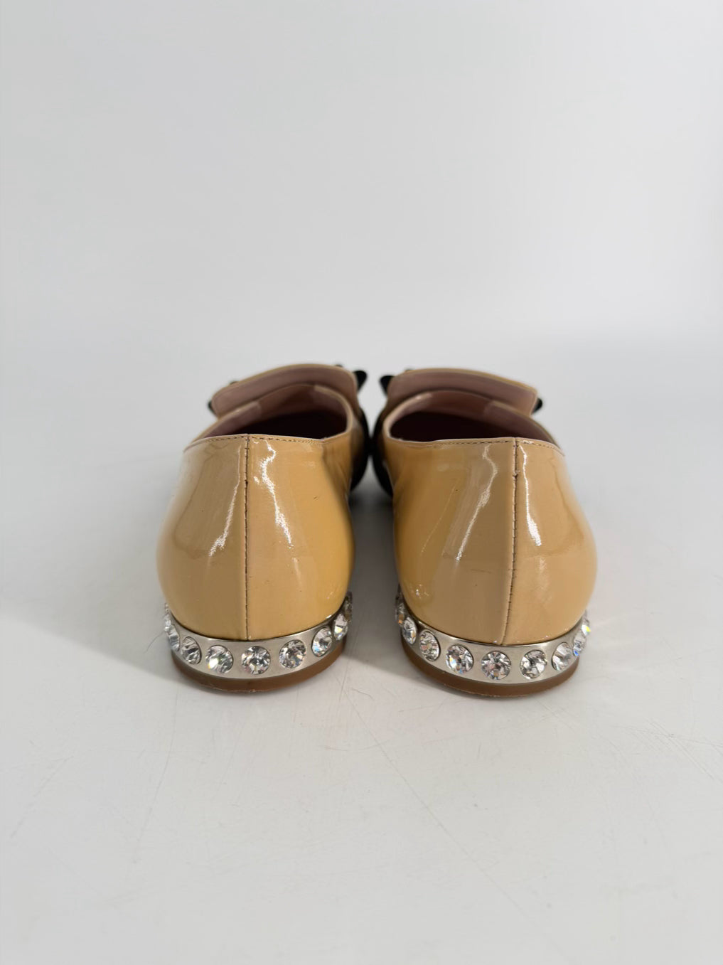 MIU MIU Size 39.5 Beige & Black Leather Bow Crystal Flats