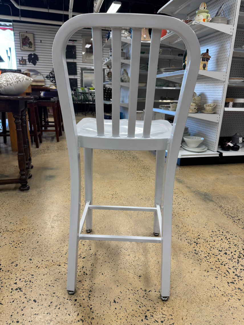 CRATE & BARREL White Metal Set of 6 Counter Stools