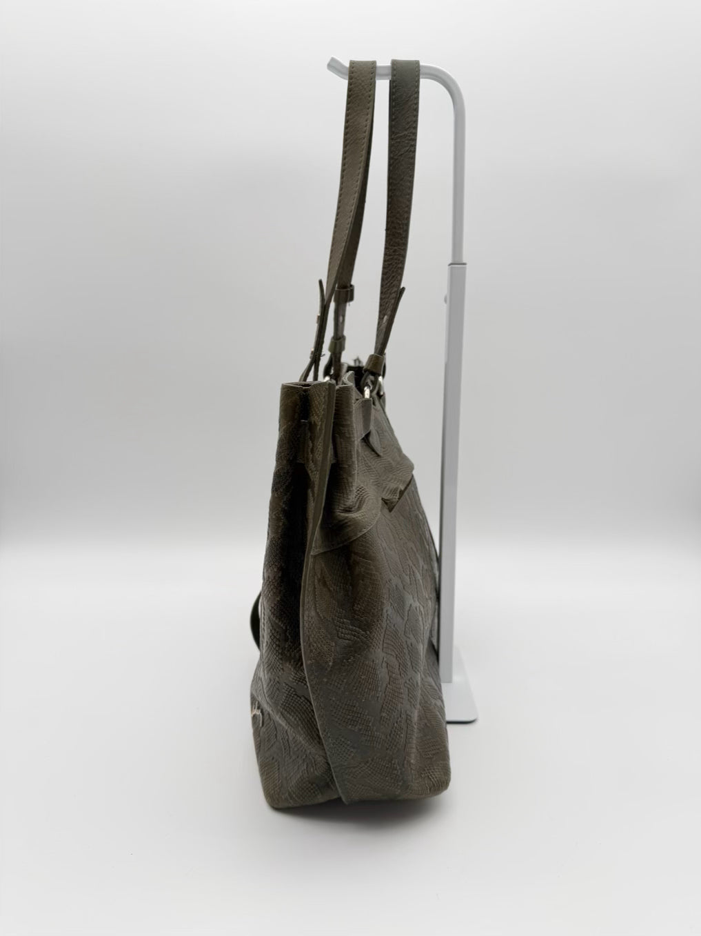 VELEZ Green Leather Embossed Purse