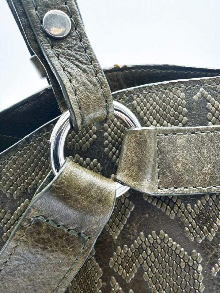 VELEZ Green Leather Embossed Purse