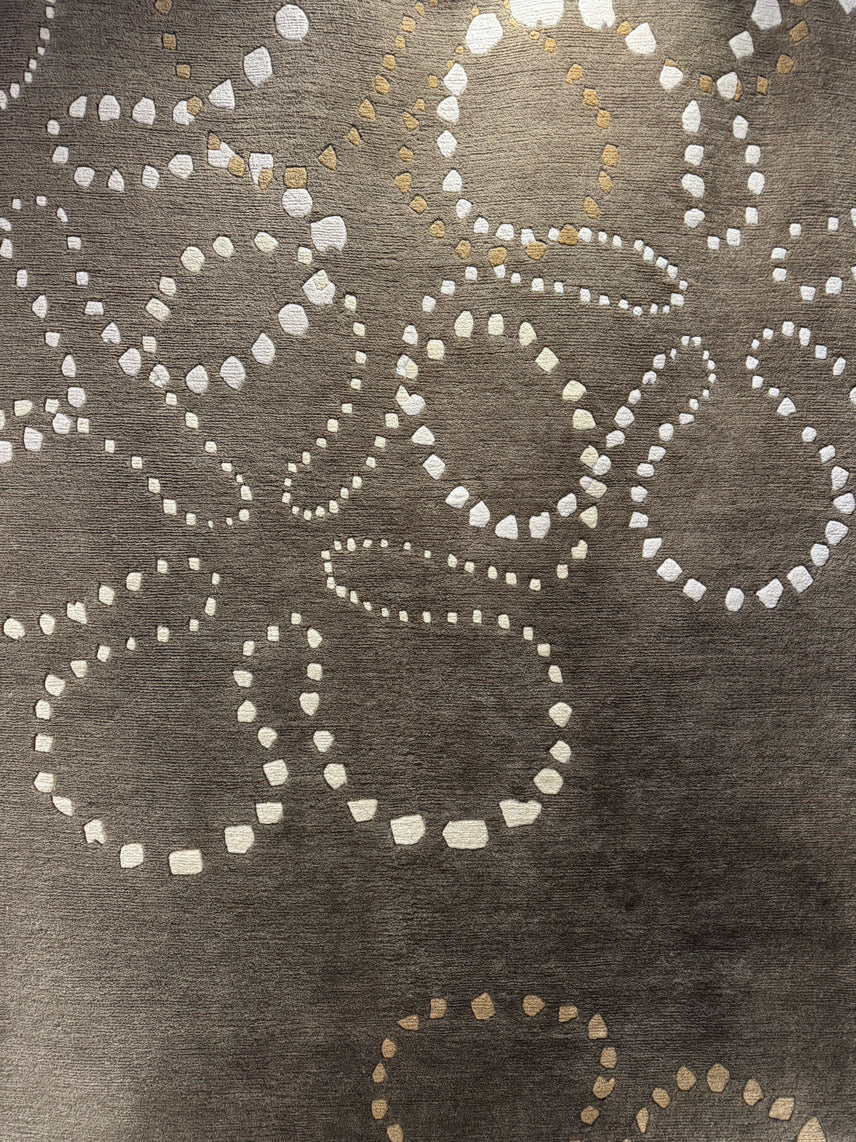 DELOS INC. RUGS OF MERIT Brown & White Pebbled Flowers Area Rug