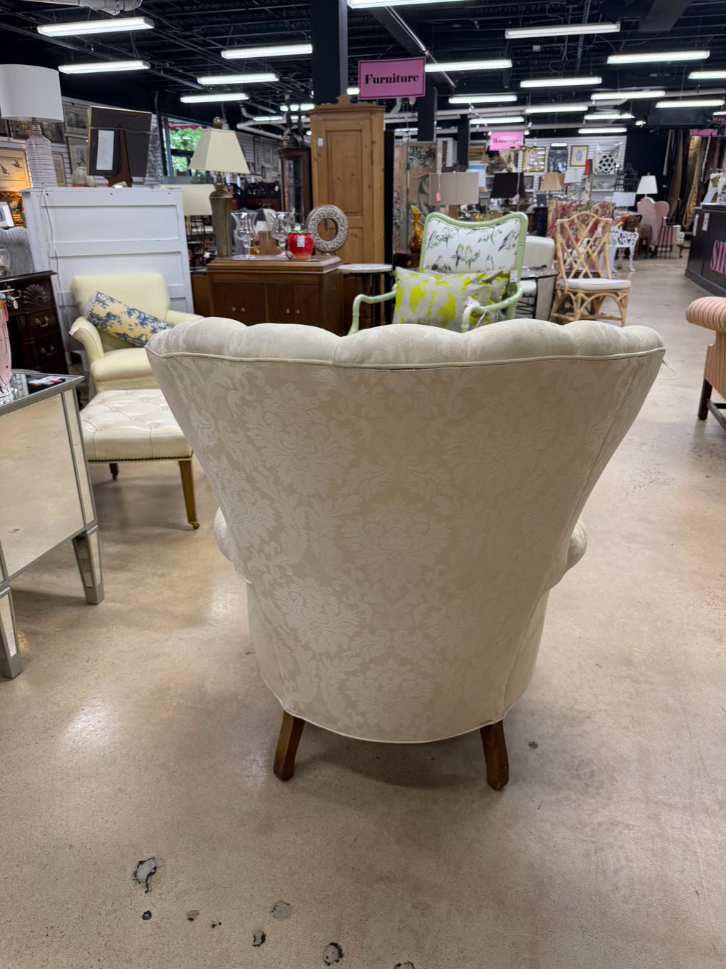 VINTAGE Yellow Damask Fan Back Chair w/ 2 Throw Pillows