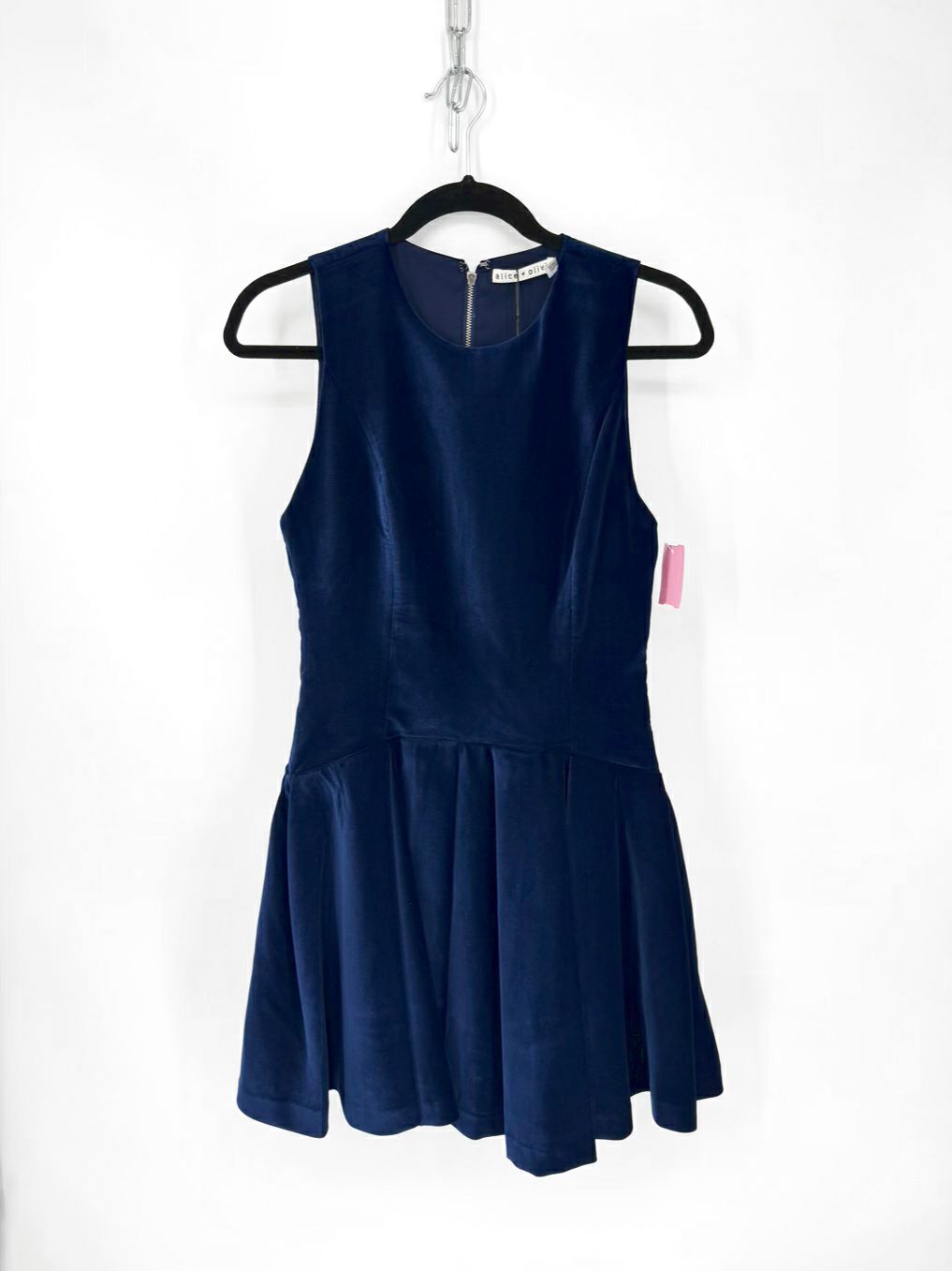 ALICE + OLIVIA Size 0 Midnight Velvet Sleeveless Dress NWT