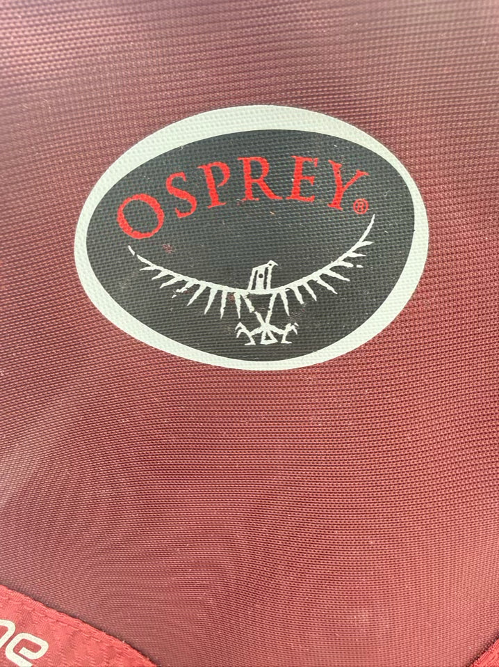 OSPREY Ozone Convertible Day Red Nylon Back Pack w/ Wheels