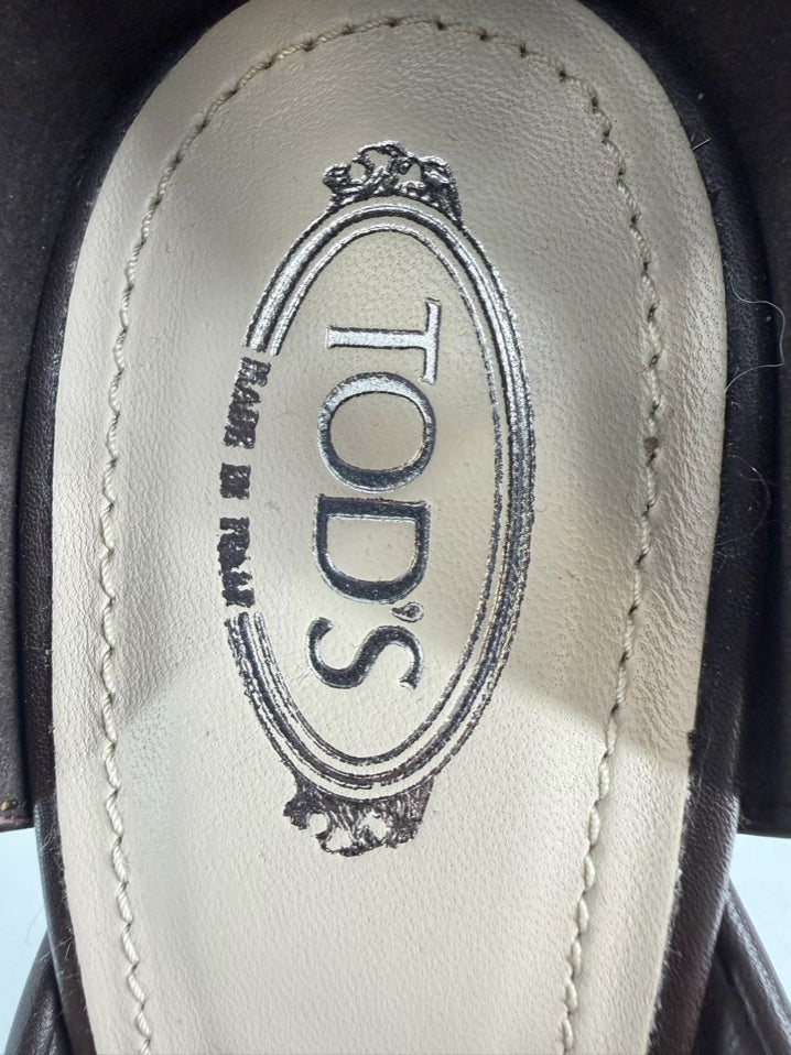 TODS Size 38.5 Chocolate Leather Heels