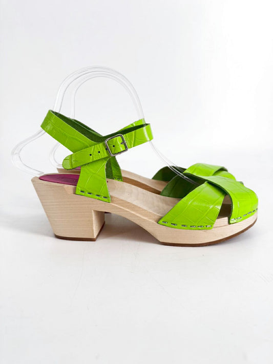 HASBEENS Size 39 Neon Green Leather Sandals