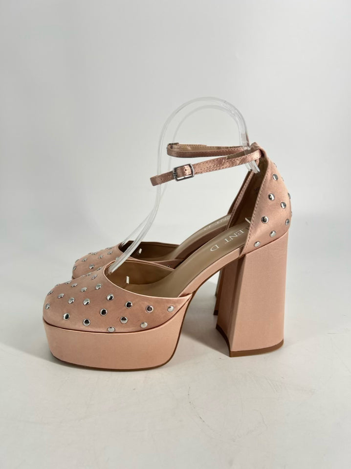 SILENT D Size 39 Rose Gold Leather Studded Pumps NWOT