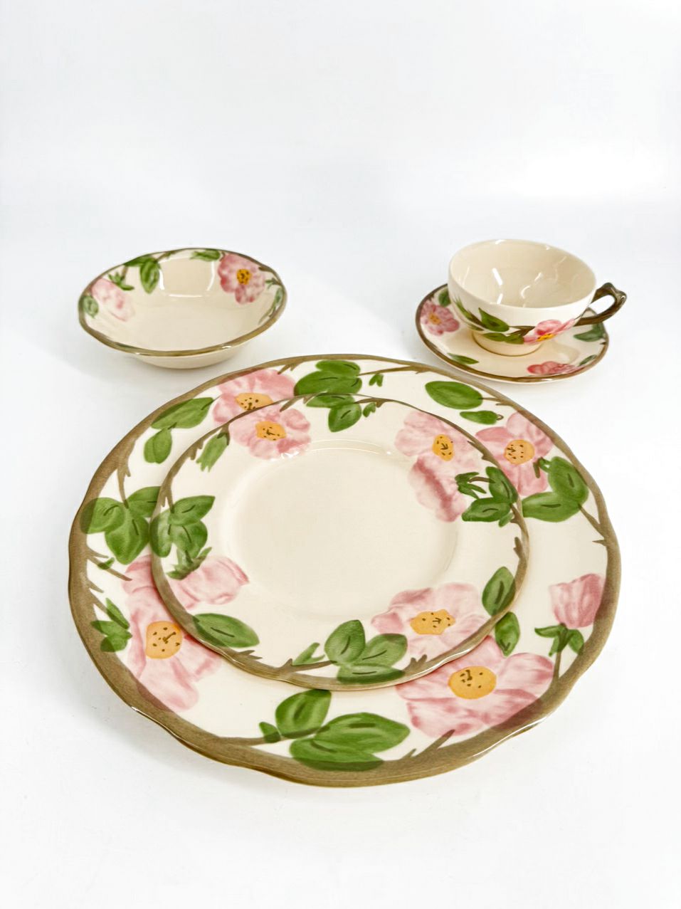 FRANCISCAN Pink & Green Desert Rose Dinnerware Set for 6