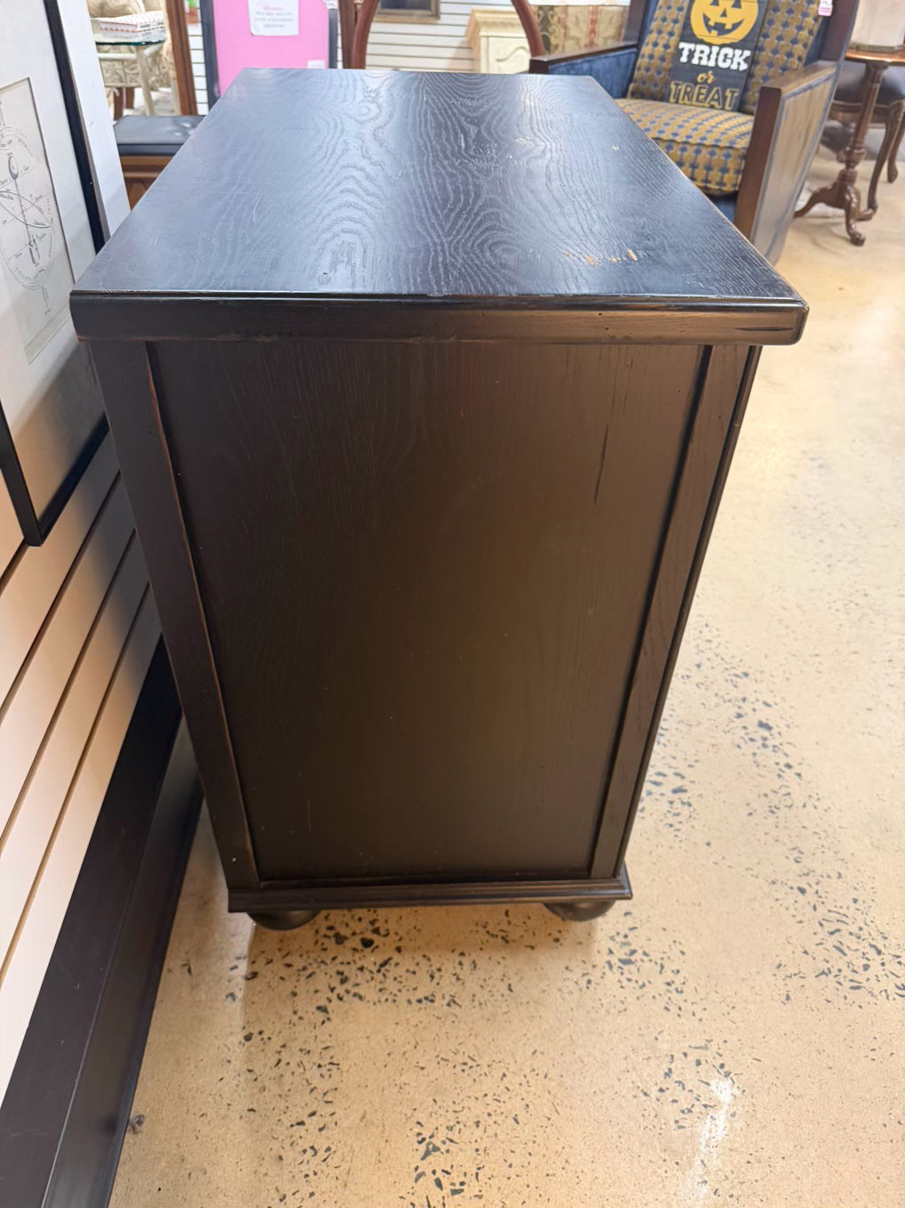 THOMASVILLE Black Wood Chest w/ Drawers
