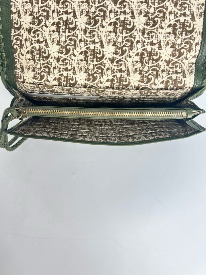 HOBO Green Leather Woven Wristlet