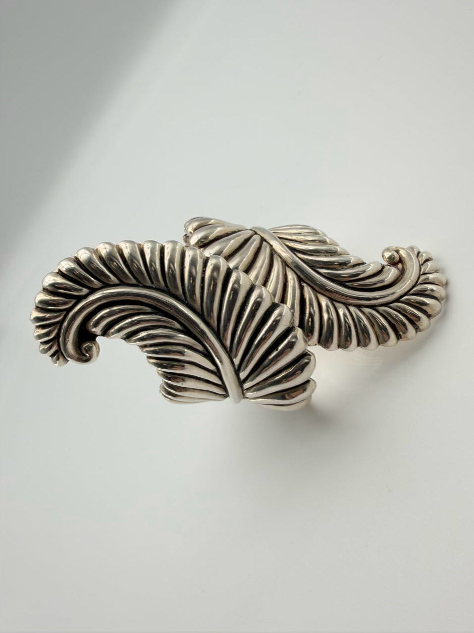 VINTAGE SIGNED JHC TAXCO Mexico 925 Feather Clamp Cuff