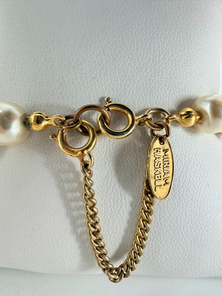 MIRIAM HASKELL Cream Baroque Pearl Bracelet